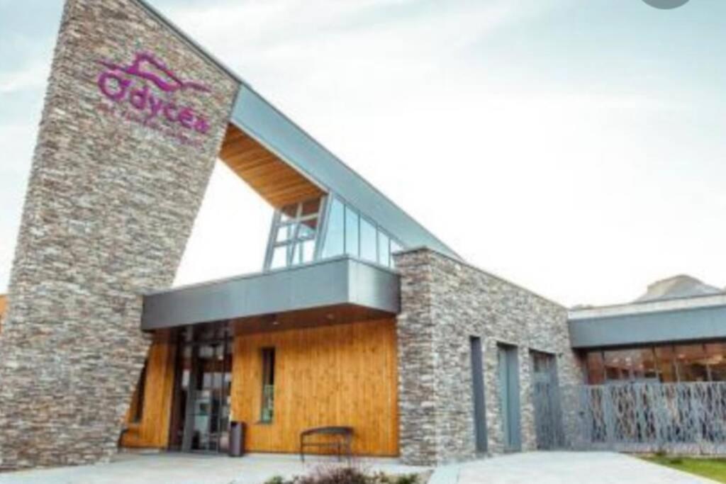 Appartement de charme dans résidence avec piscine La Joue du Loup Saint-Étienne-en-Dévoluy Exterior foto
